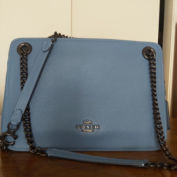 Coach Brayant Carryall - Picture 7 of 10